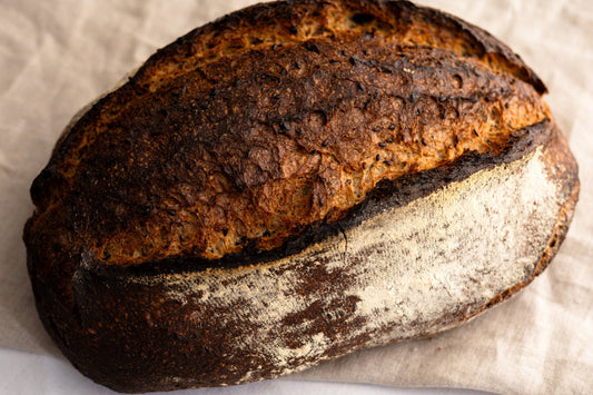 Boulangerie qui fait du pain au levain à Paris